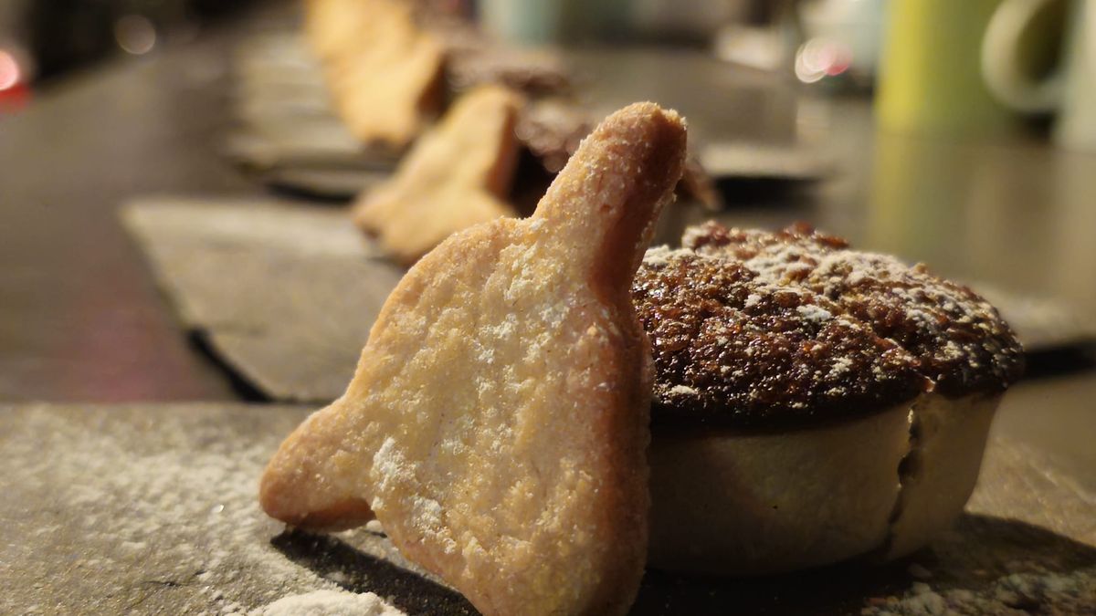 Liers vlaaike met een schapenkopje